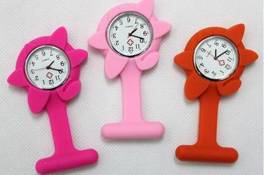 Montre d'infirmière de fleur de montre de bracelet de silicone, montre de silicium de montre de docteur