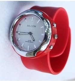 Montre rouge/de jaune silicone de bracelet pour des enfants, OEM de miroir mené par Digital