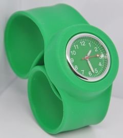 Montre de bracelet de silicone d'OEM, garçons verts/montre en caoutchouc de filles