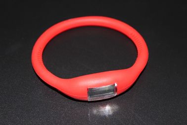 La montre de bracelet de bracelet de sports avec l'ion de gelée en caoutchouc de silicone, rouge a mené la montre