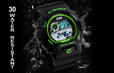 12/24 montres de choc d'heure badine la montre multifonctionnelle imperméable d'affichage à cristaux liquides de 3 atmosphères
