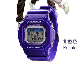 La montre de Digital multifonctionnelle rose pour les enfants, 12H/24H compose