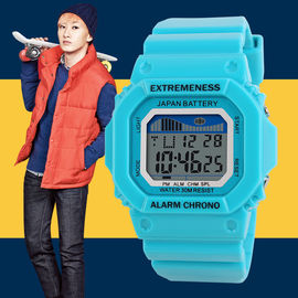 Montre de Digital multifonctionnelle de sports unisexes colorés avec l'alarme