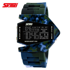 Montre multifonctionnelle de Camo Digital d'avion de marque de Skmei en stock