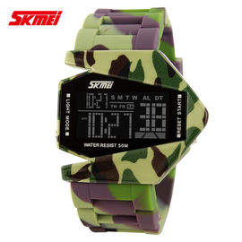 Montre multifonctionnelle de Camo Digital d'avion de marque de Skmei en stock