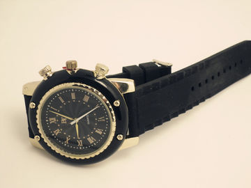 Montre 2014 de silicone de visage de caisse d'alliage de Zine grande