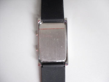 Le doux a adapté Anti-sale imperméable de montre de bracelet de silicone de LED