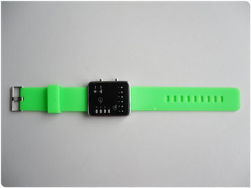 Le bracelet vert en caoutchouc de montre/silicone de la binaire LED observe l'OEM