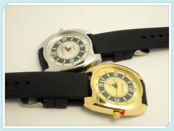 Nouvelle montre de bande de silicone de sport de mode de style