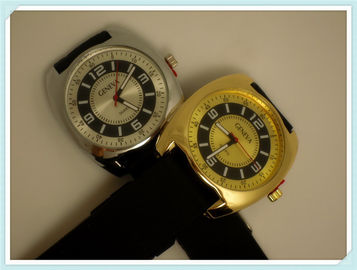 Nouvelle montre de bande de silicone de sport de mode de style