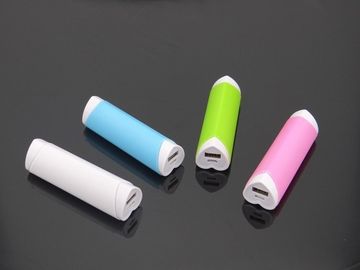 Banque portative de puissance d'USB de rouge à lèvres de forme de coeur pour Iphone/IPod, colorée