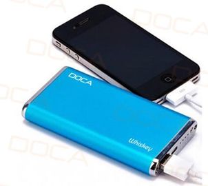 Grande banque portative universelle de vente chaude de puissance de la capacité 6500mAh pour le PC de comprimé et les téléphones de Smart
