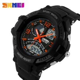 Montre de Digital multifonctionnelle des hommes, montre-bracelet analogue de quartz de sport de chronographe d'affichage à cristaux liquides