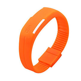 La montre-bracelet du silicone LED Digital d'écran tactile, lumière rouge a mené la montre-bracelet de Digital
