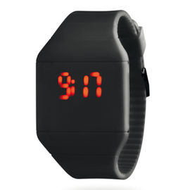 Montre rouge du silicone ultra mince LED Digital, annonçant Madame montre-bracelet