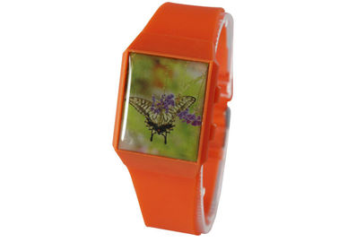 Le grand visage a mené la courroie de la montre-bracelet TPU de quartz de Digital Japon Movt, dos d'acier inoxydable