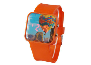 Grand dos carré d'acier inoxydable de montres de Digital d'écran tactile de modèle pour des enfants