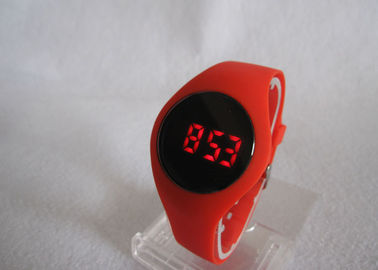 Montres-bracelet fraîches à la mode rouges de Digital d'écran tactile de silicone pour des femmes