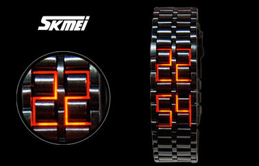Montre samouraï de la lave LED de fer d'homme de Skmei, montre-bracelet de LED Digital