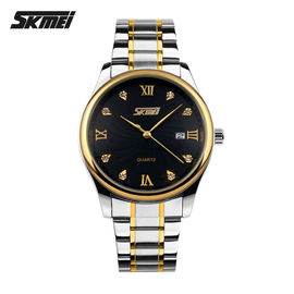 Montre de courroie en métal de Vogue d'hommes