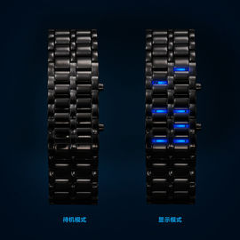 Montre menée bleue samouraï de bracelet de bande métallique de fer fait sur commande de montre pour les hommes