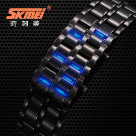 Montre menée bleue samouraï de bracelet de bande métallique de fer fait sur commande de montre pour les hommes