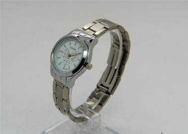 Montre analogue en métal de résistant à l'eau classique de montre-bracelet pour Madame