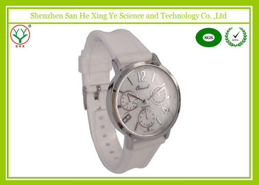 Montres blanches de courroie de silicone d'atmosphère de la bande de montre 1 - 3 pour le logo Debossed de dames