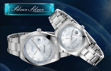 Hommes et montres imperméables de quartz d'acier inoxydable de femmes pour l'anniversaire