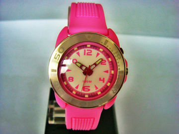 Montres de résistant à l'eau de la montre analogue de femmes de quartz d'acier inoxydable/100M