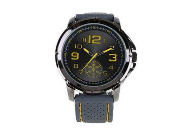 Montre analogue adaptée aux besoins du client de quartz de mouvement du Japon avec la montre sportive de quartz de style de bande d'unité centrale