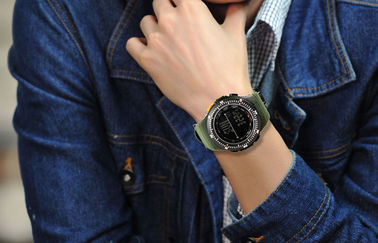 Montres multifonctionnelles d'alpinisme d'homme moderne de montre de sport d'affichage d'affichage à cristaux liquides