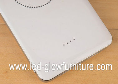 Double banque portative universelle de puissance d'usb de 8000mAh Qi pour tous les dispositifs de mobiles