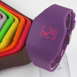 Montre de bracelet de silicone de sports de contact de Digital LED imperméable pour des enfants