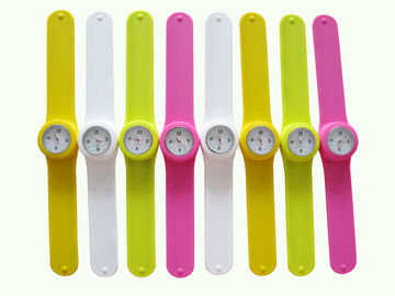 Montres de claque de silicone d'enfants/montre sports de silicone avec l'impression de logo